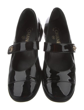 Chanel 2023 Interlocking CC Logo Mary Jane Flats