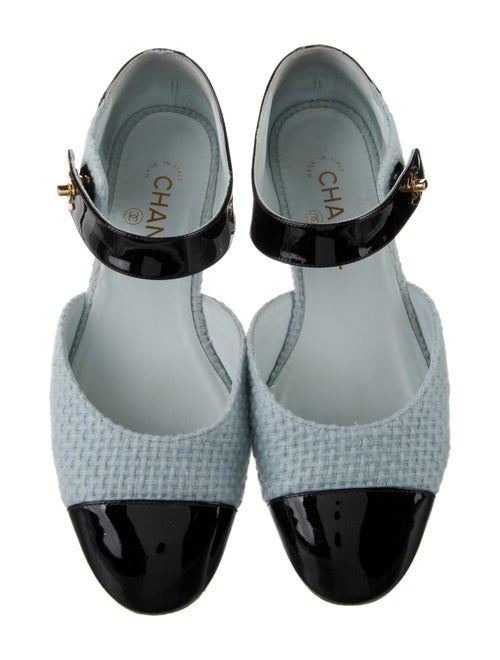 Chanel 2021 Interlocking CC Logo Flats