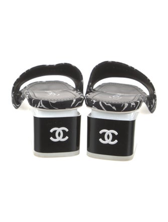 Chanel 2022 Interlocking CC Logo Slides