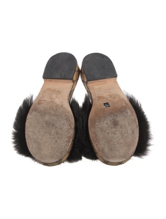 Chanel 2022 Interlocking CC Logo Slides