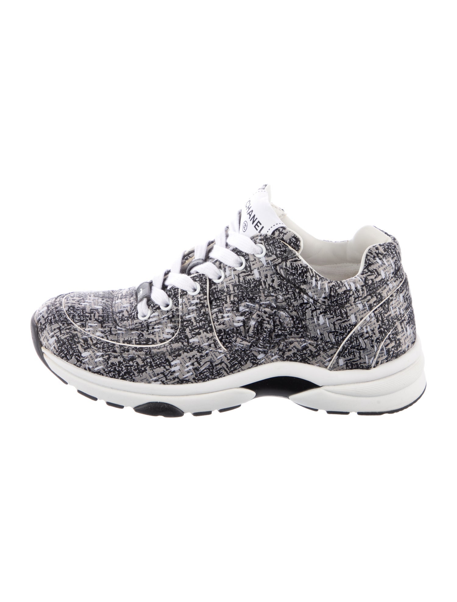 Chanel 2024 Interlocking CC Logo Chunky Sneakers
