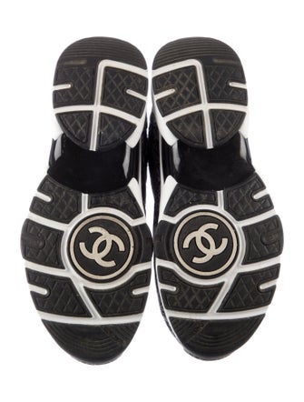 Chanel 2024 Interlocking CC Logo Chunky Sneakers
