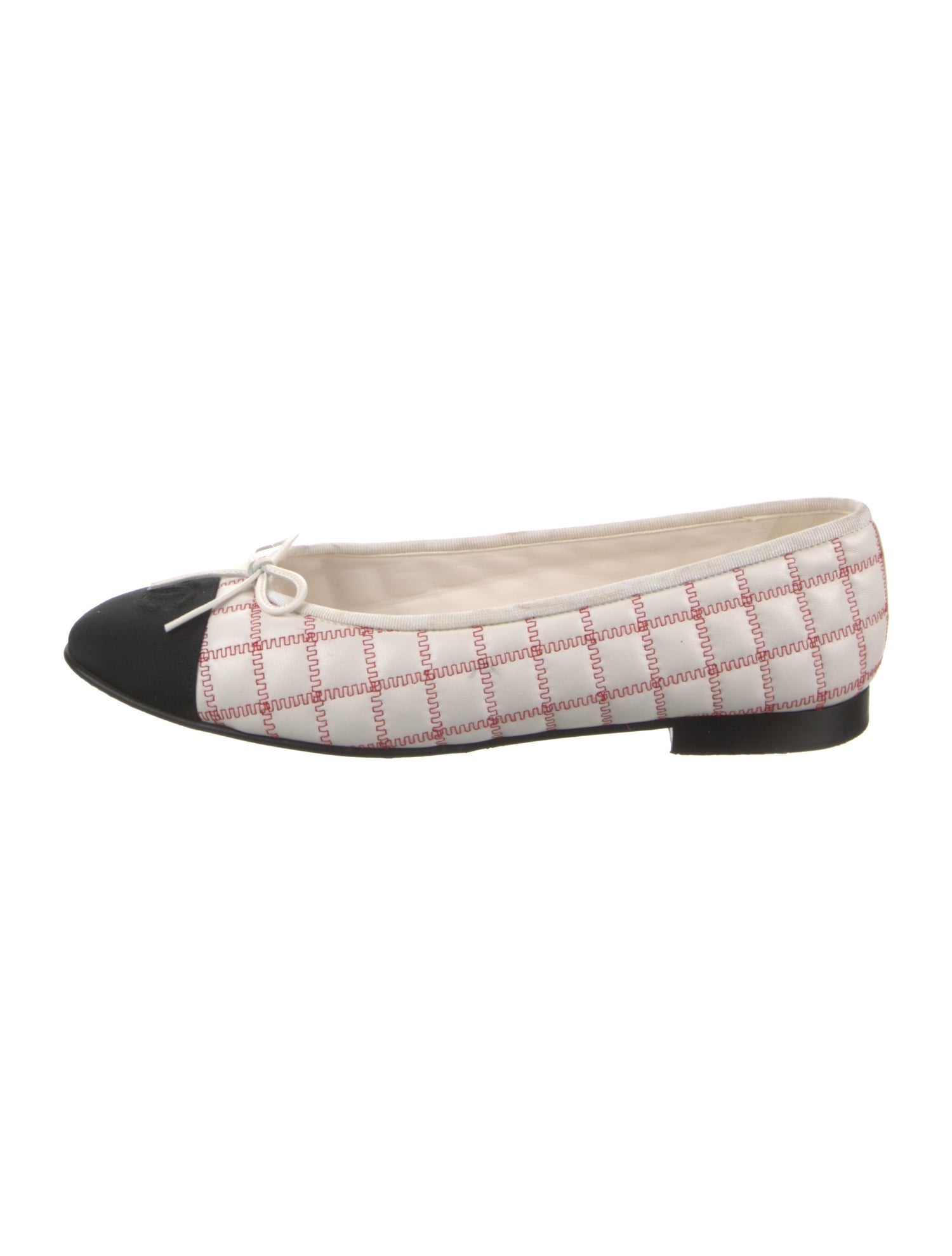 Chanel 2024 Interlocking CC Logo Flats