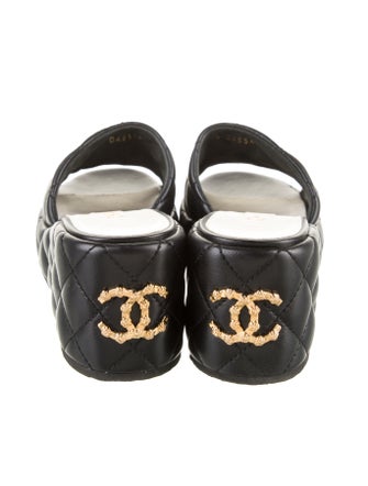 Chanel 2024 Interlocking CC Logo Slides