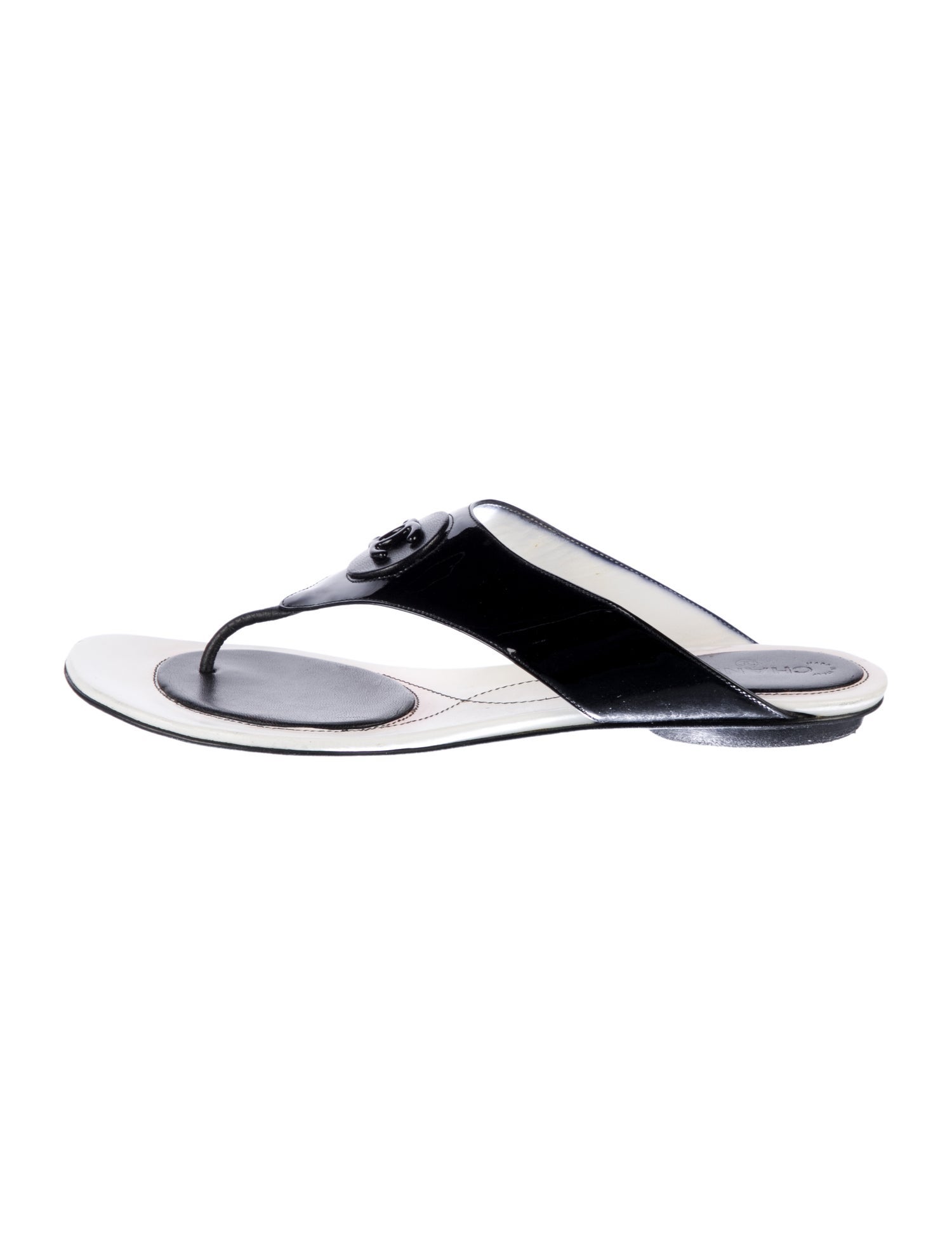 Chanel Interlocking CC Logo Patent Leather Flip Flops