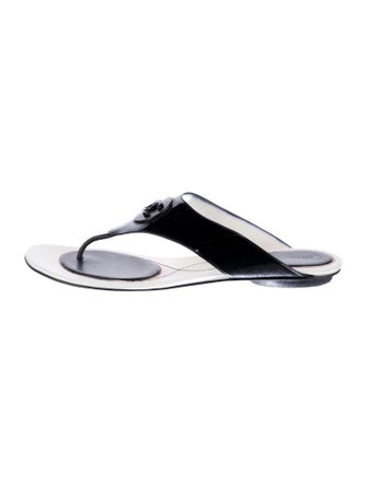 Chanel Interlocking CC Logo Patent Leather Flip Flops