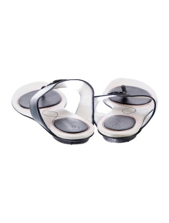 Chanel Interlocking CC Logo Patent Leather Flip Flops