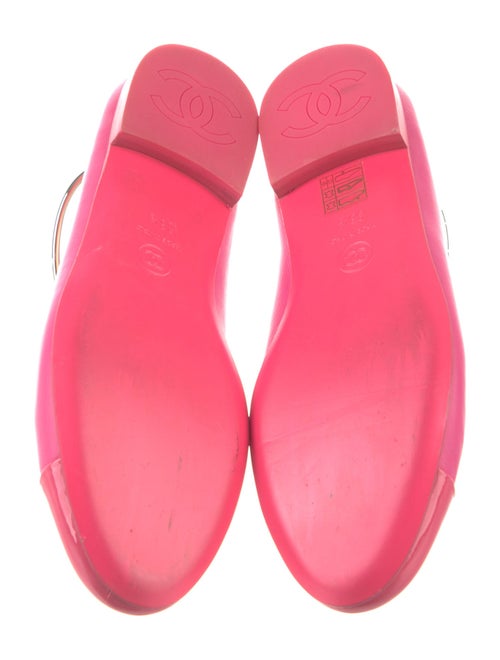 Chanel 2022 Interlocking CC Logo Flats