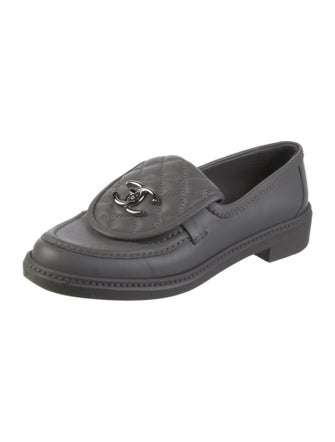Chanel 2022 Interlocking CC Logo Loafers