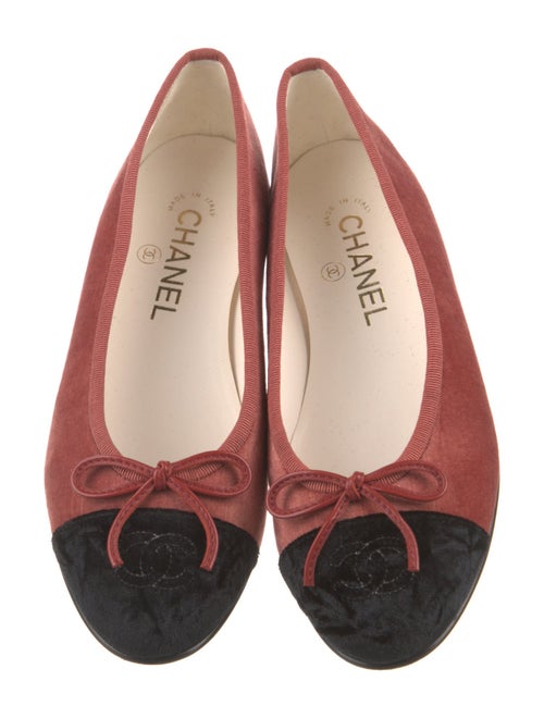 Chanel 2024 Interlocking CC Logo Ballet Flats