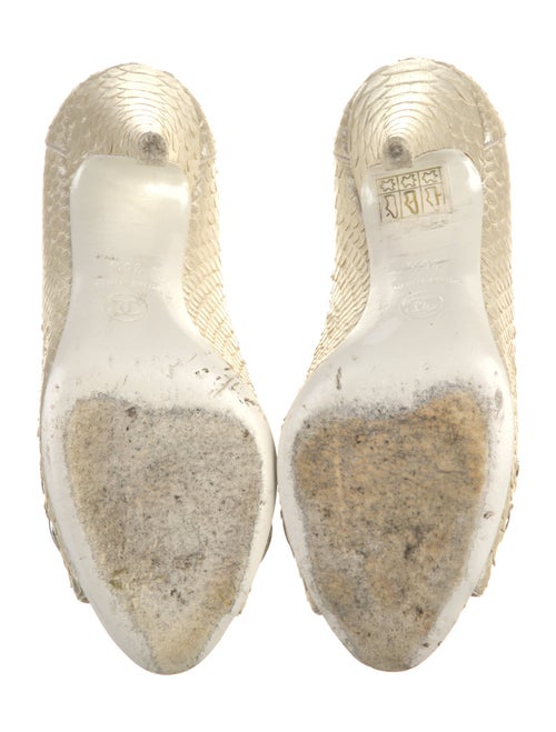 Chanel Vintage 2009 Pumps