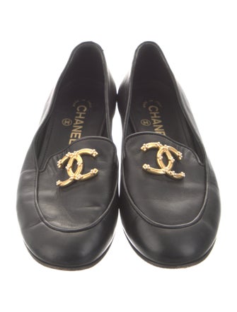 Chanel 2020 Interlocking CC Logo Loafers