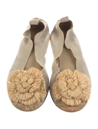 Chanel Interlocking CC Logo Leather Flats