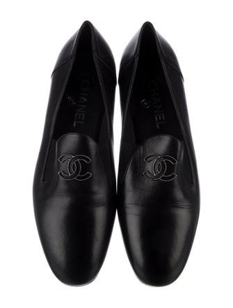 Chanel Interlocking CC Logo Leather Loafers