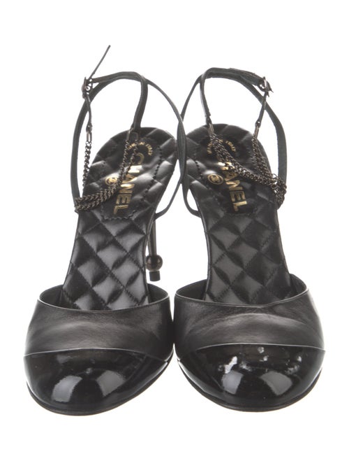 Chanel 2001 Interlocking CC Logo Slingback Pumps