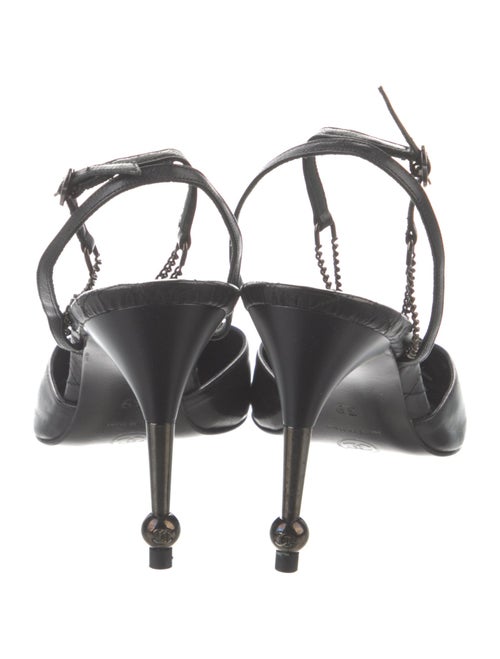 Chanel 2001 Interlocking CC Logo Slingback Pumps