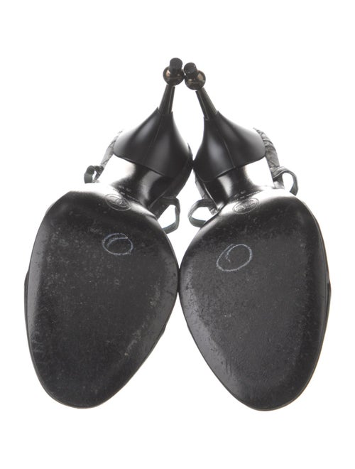 Chanel 2001 Interlocking CC Logo Slingback Pumps