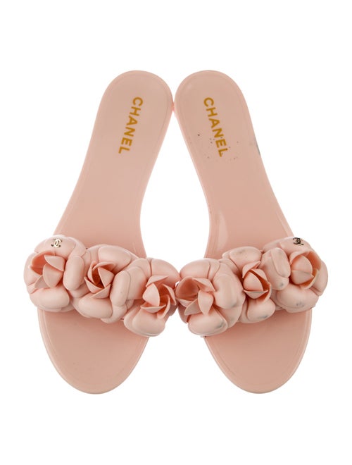 Chanel 2020 Interlocking CC Logo Slides