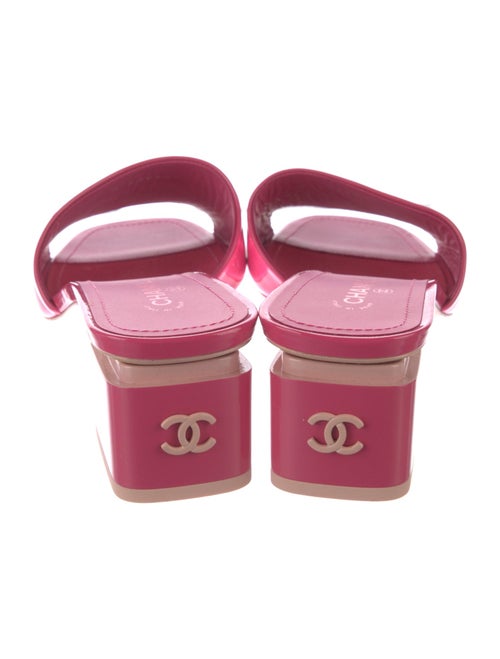 Chanel 2022 Interlocking CC Logo Slides