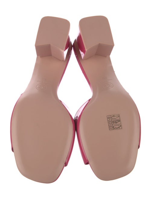 Chanel 2022 Interlocking CC Logo Slides