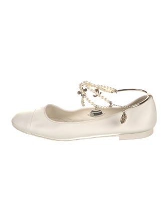 Chanel Interlocking CC Logo Leather Ballet Flats