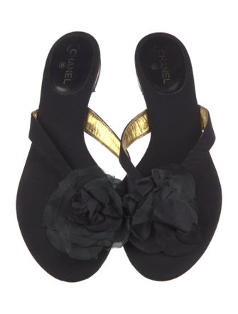 Chanel Interlocking CC Logo Canvas Slides