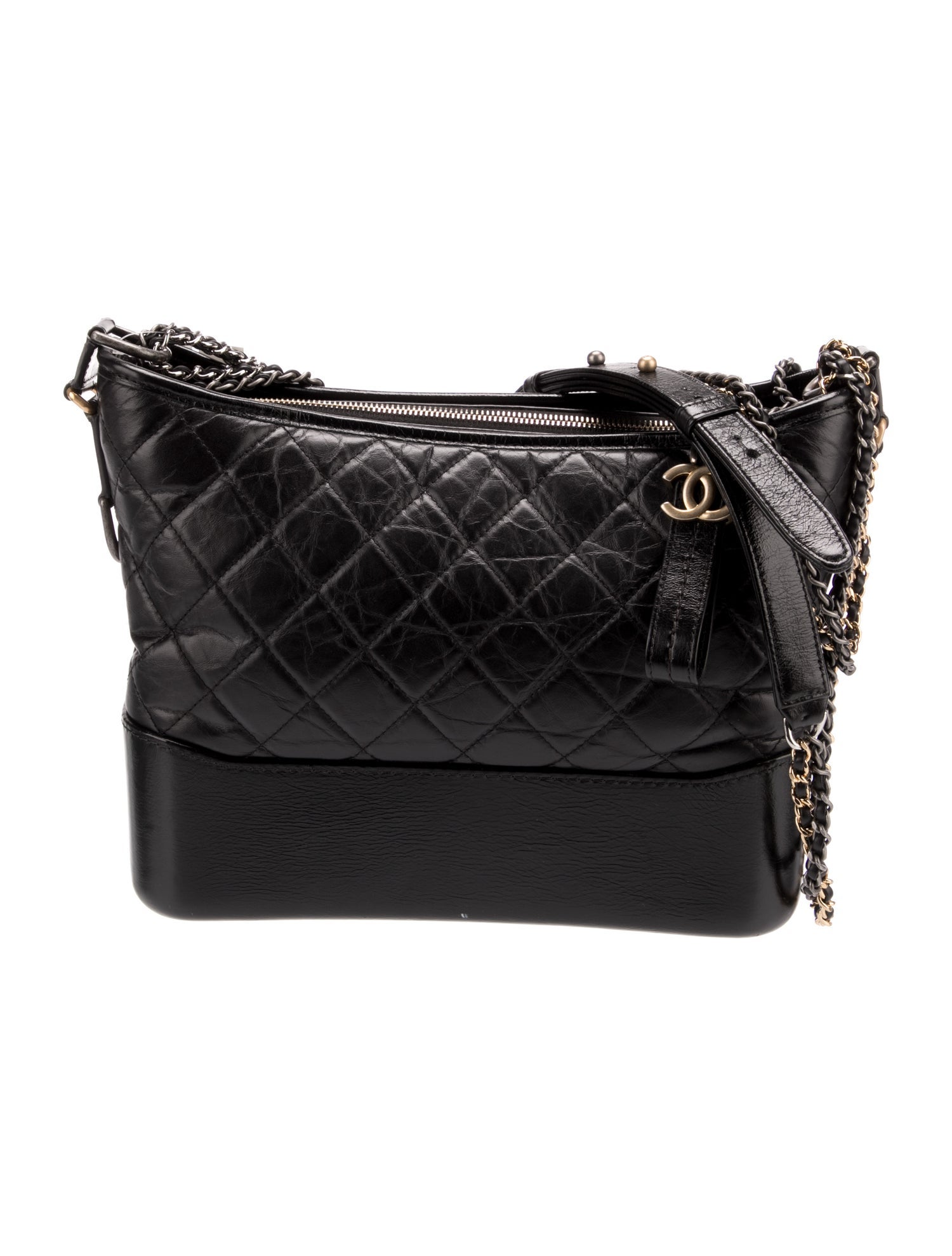 【CHANEL】シャネル ガブリエル ホーボ★gabrielle hobo★medium Chanel Gabrielle Hobo Bag Review - Old Medium/New Large