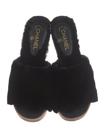 Chanel 2017 Interlocking CC Logo Slides