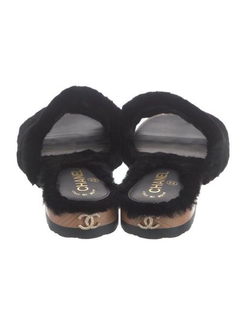 Chanel 2017 Interlocking CC Logo Slides