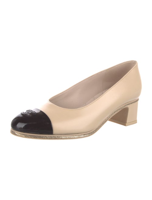 Chanel 2023 Chain-Link Accent Pumps