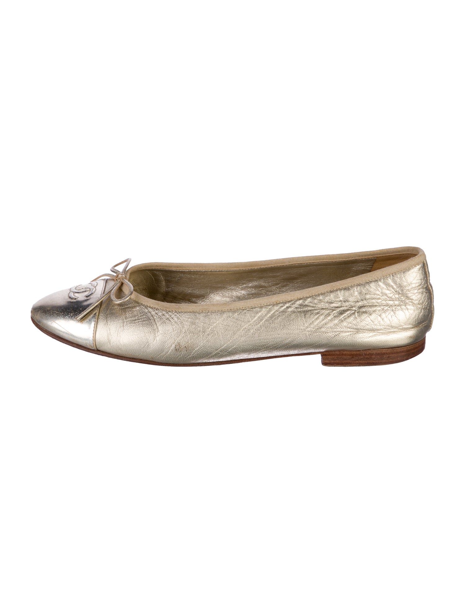 Chanel Interlocking CC Logo Leather Ballet Flats