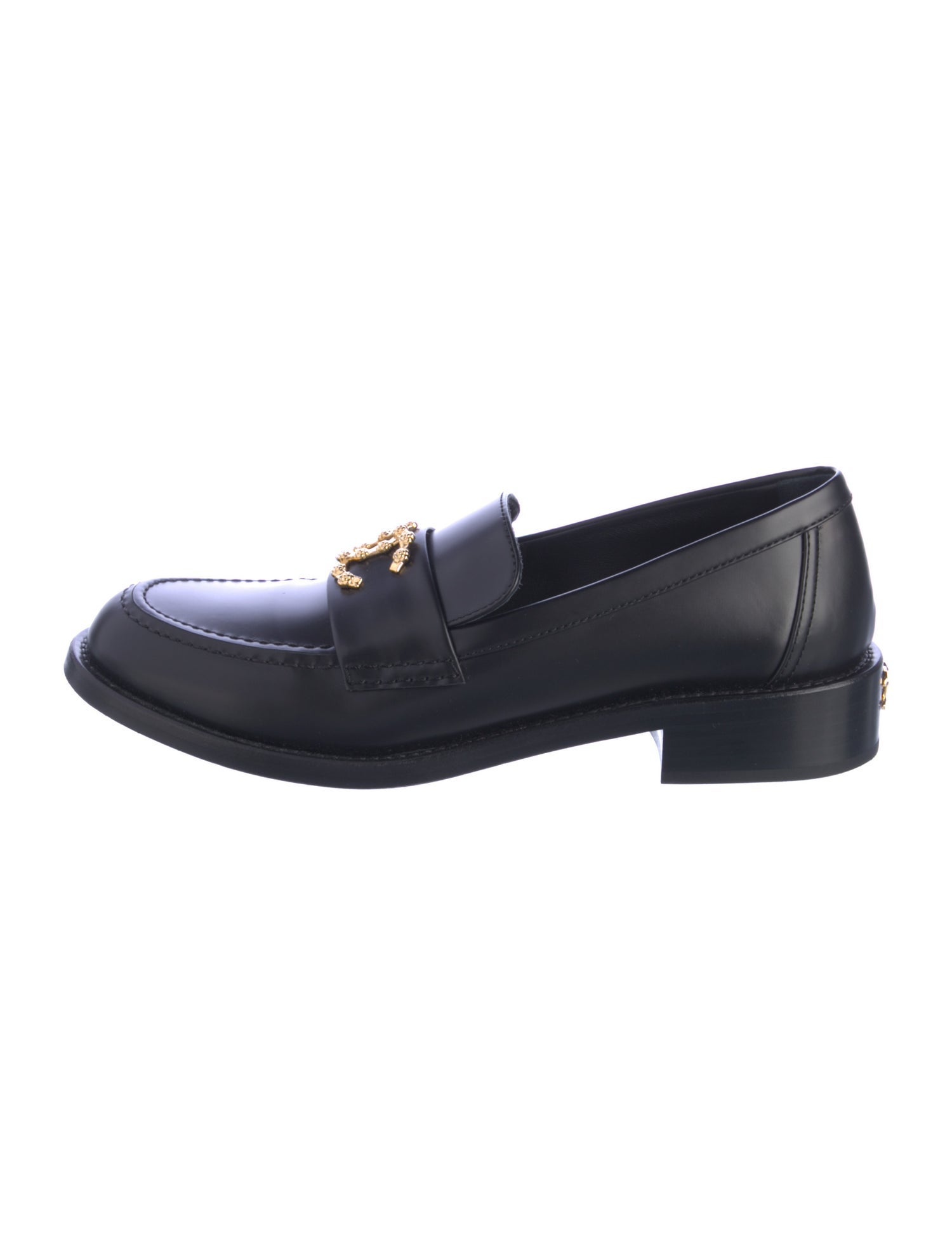 Chanel 2024 Interlocking CC Logo Loafers
