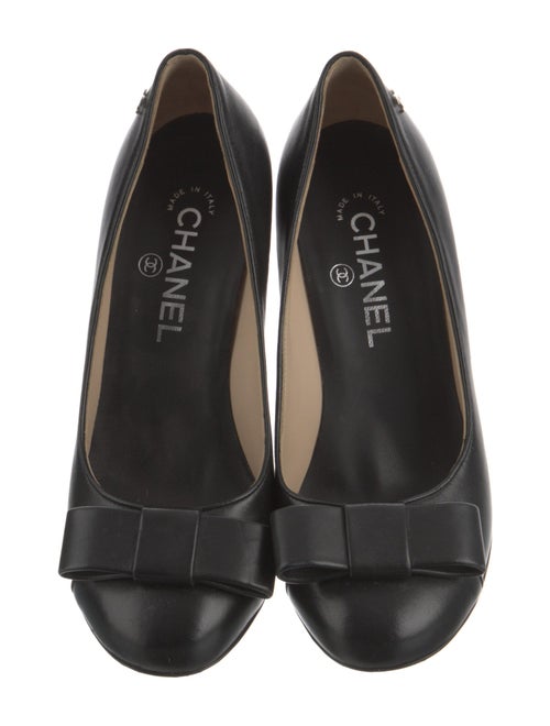 Chanel 2015 Interlocking CC Logo Pumps