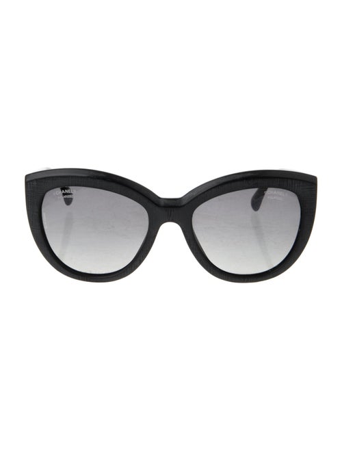Chanel Interlocking CC Logo Cat-Eye Sunglasses