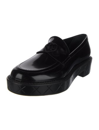 Chanel 2024 Interlocking CC Logo Loafers