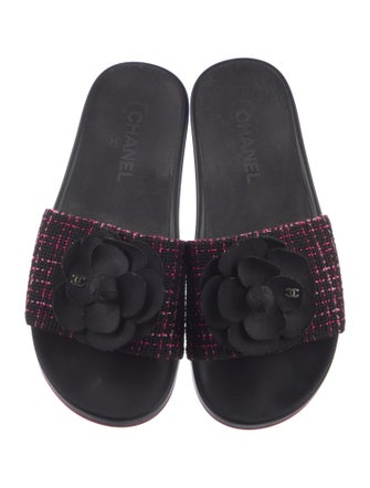 Chanel 2017 Interlocking CC Logo Slides