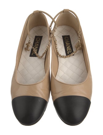 Chanel 2022-2023 Interlocking CC Logo Ballet Flats