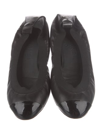 Chanel Interlocking CC Logo Leather Flats