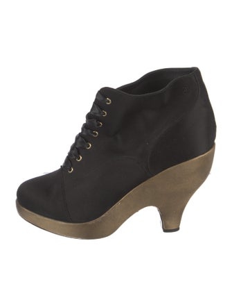 Chanel 2010 Interlocking CC Logo Lace-Up Boots