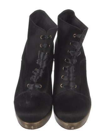 Chanel 2010 Interlocking CC Logo Lace-Up Boots