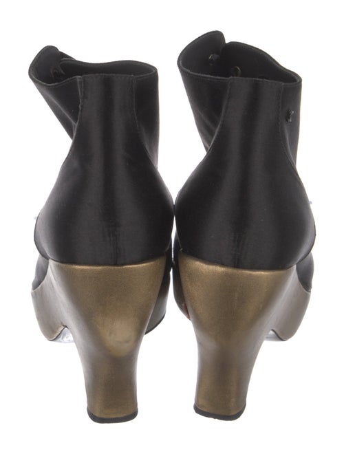 Chanel 2010 Interlocking CC Logo Lace-Up Boots