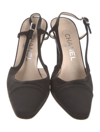 Chanel Interlocking CC Logo Slingback Pumps