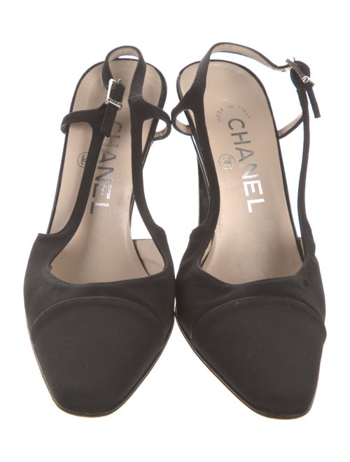 Chanel Interlocking CC Logo Slingback Pumps