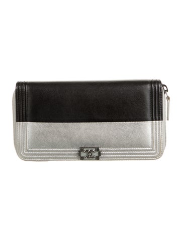 Chanel Wallets 2015-2016 Interlocking CC Logo Continental Wallet