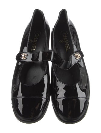 Chanel Interlocking CC Logo Patent Leather Mary Jane Flats