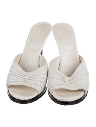 Chanel Interlocking CC Logo Leather Slides