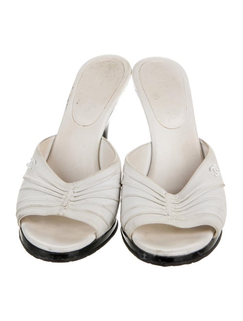 Chanel Interlocking CC Logo Leather Slides