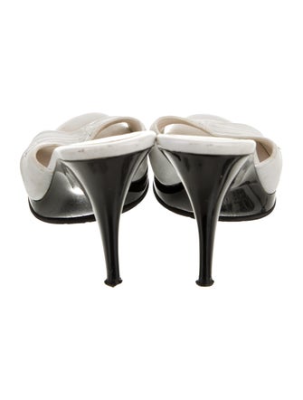 Chanel Interlocking CC Logo Leather Slides