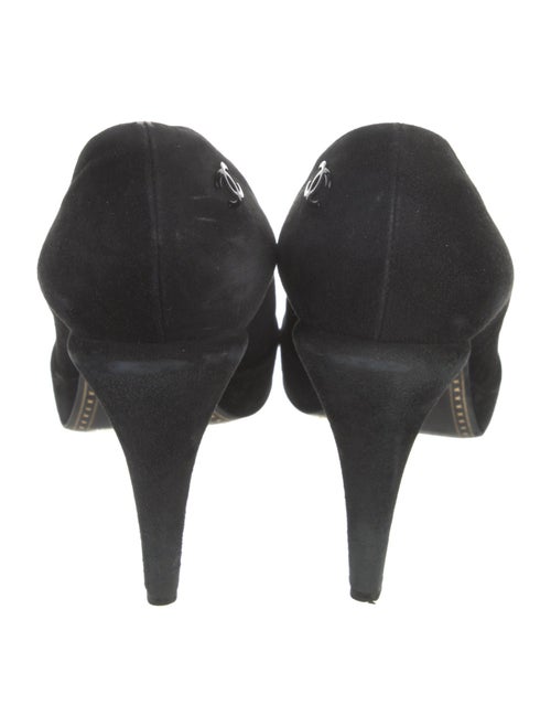 Chanel 2011 Interlocking CC Logo Pumps