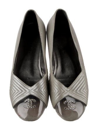 Chanel Interlocking CC Logo Leather Ballet Flats